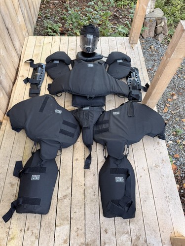 Fist police military training - police/military,